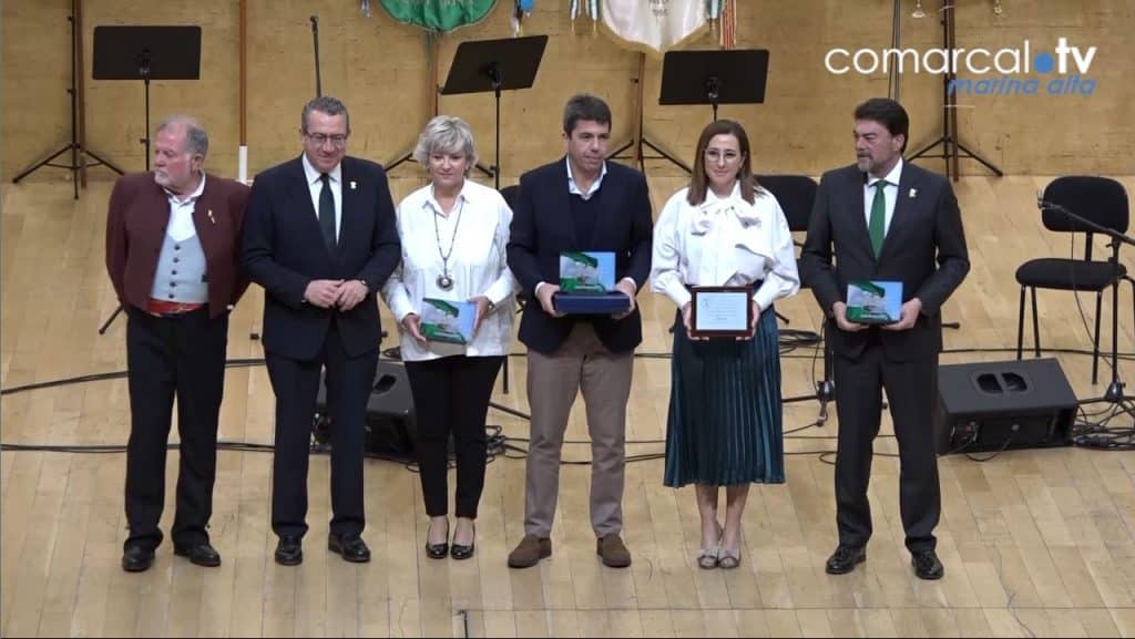 Mazón cedeix “Andalús de l’Any” a l’alcalde de Benidorm