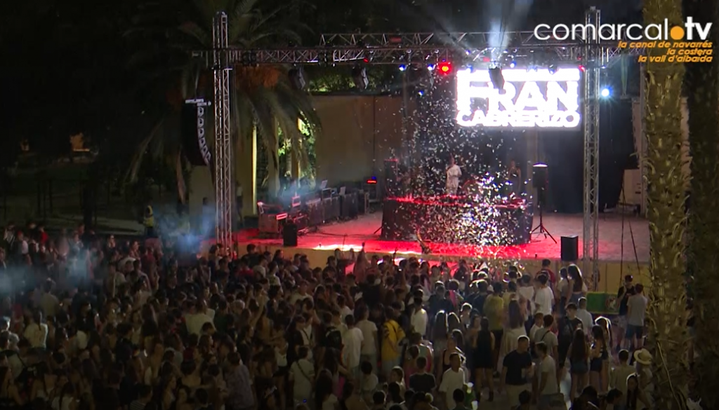 Xàtiva anima la nit amb el festival Al Ras