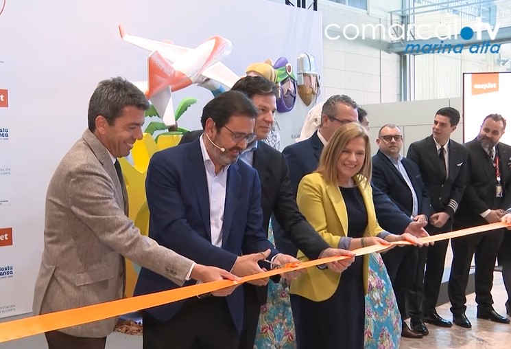 EasyJet inaugura la seua base en Alacant
