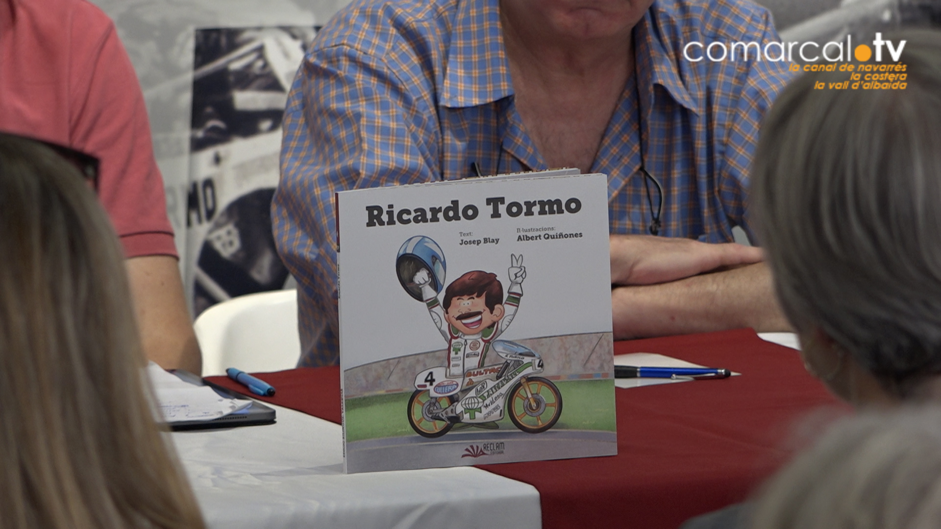 Es presenta a Canals el llibre infantil sobre Ricardo Tormo