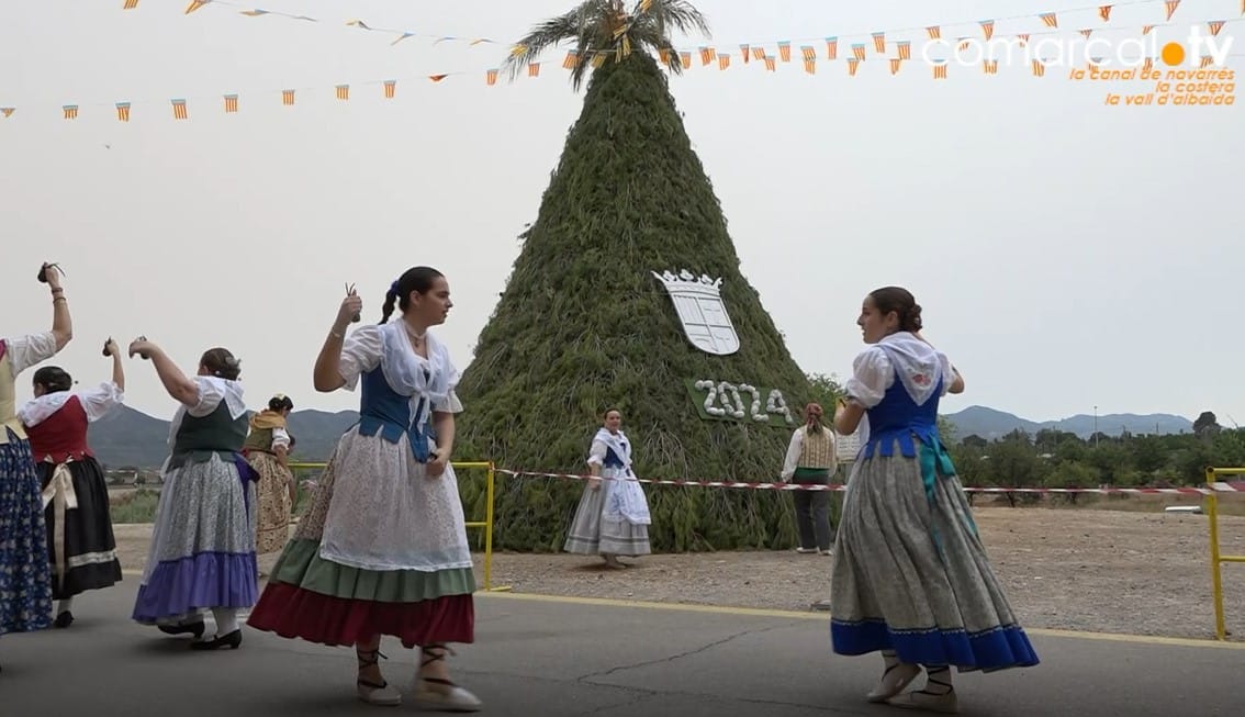 L’Alcúdia de Crespins enceta les festes patronals amb una gran dansà